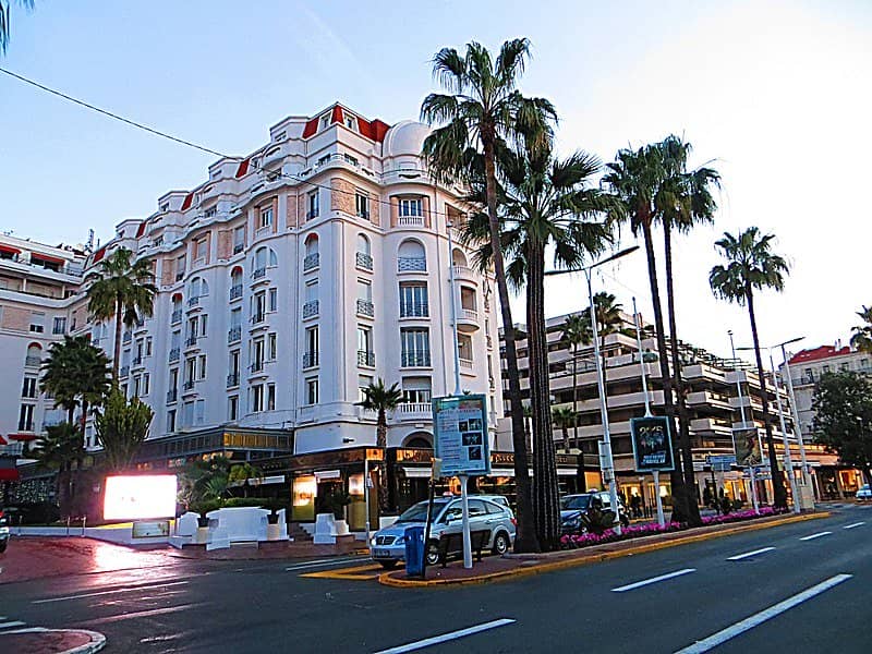 Boulevard de la Croisette Cannes