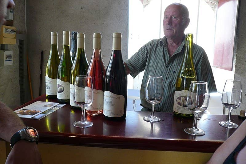 Tasting_at_a_Cheverny_cooperative_in_the_Loire_Valley