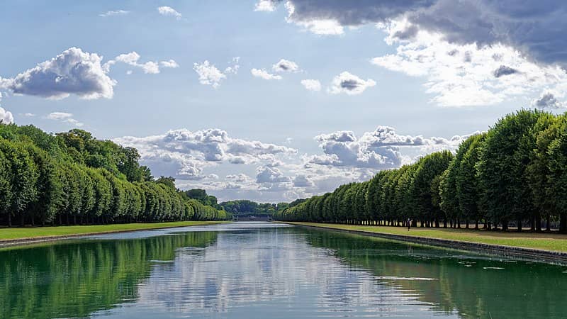 the Grand Lake of Fontainebleau