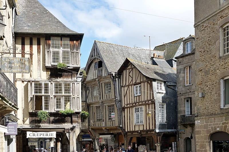 Place des Merciers Dinan