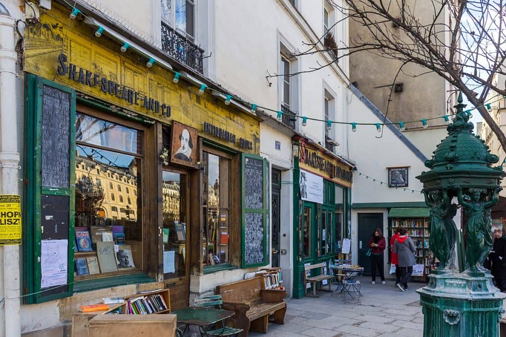 Shakespeare and Company, Paris